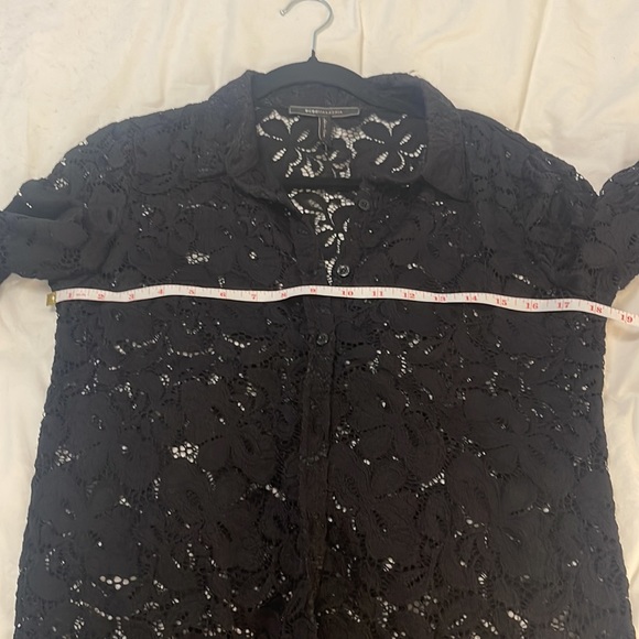 BCBG Max Adria lace top - Picture 6 of 6